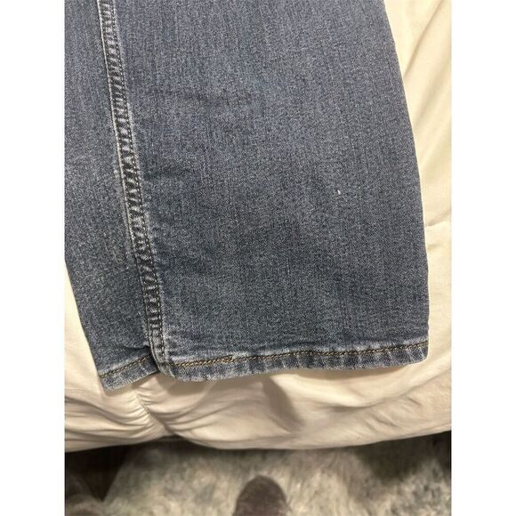 Levi's Men's Straight Jeans Standard Waist 34x32 Medium Blue Denim - Picture 6 of 9